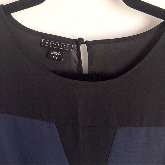 Metaphor Black and Navy Blue Sleeveless Blouse - Picture 4 of 5